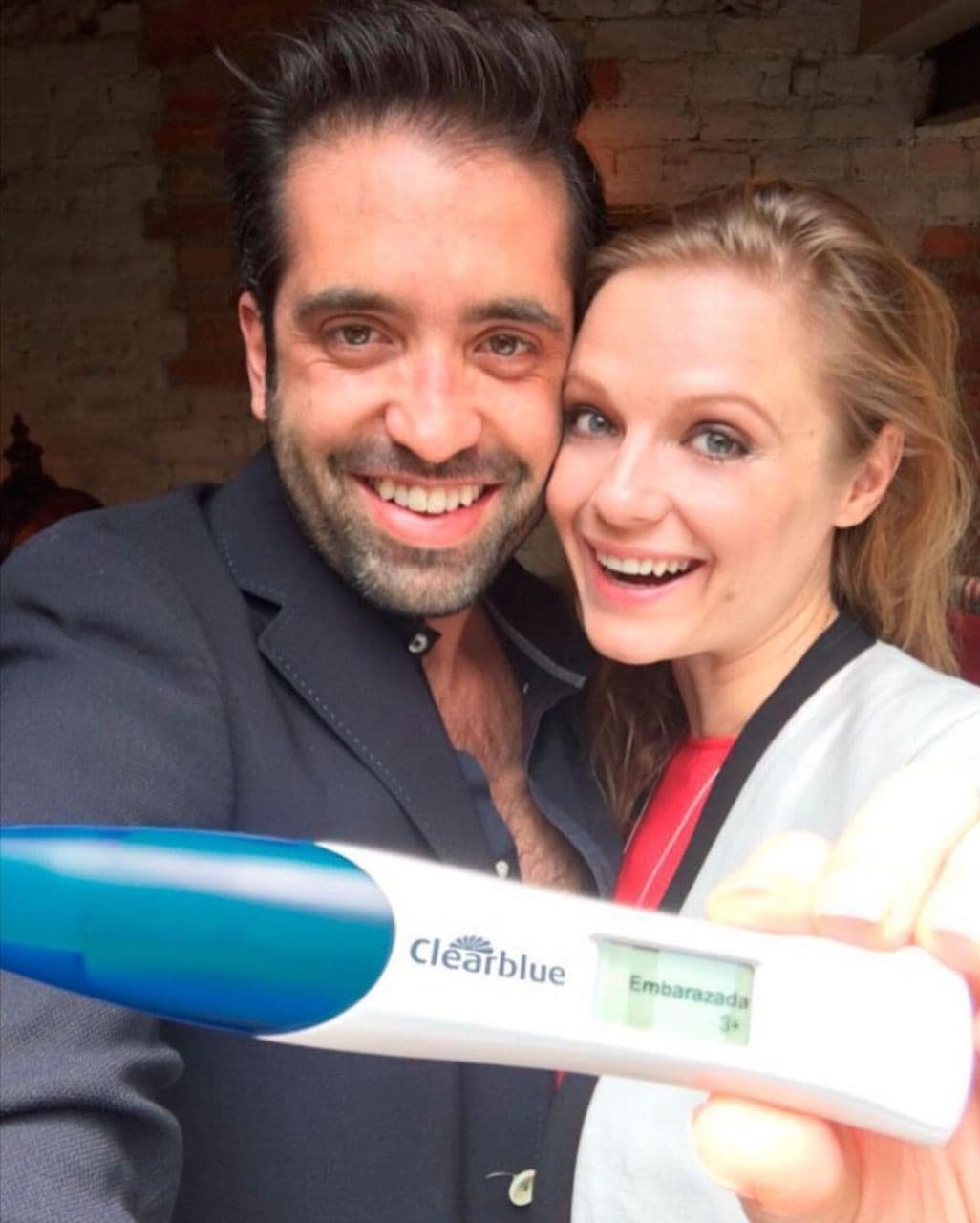 En junio pasado la actriz confesó en el programa 'Sale el Sol' que la noticia de que sería mamá la había tomado por sorpresa, pero que era algo que ella y su esposo, Rodrigo Moreira, buscaban.