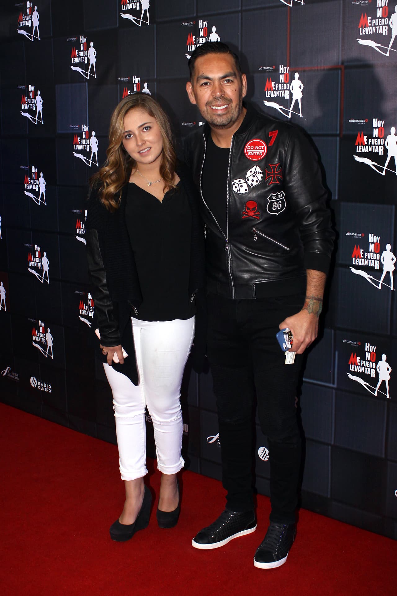 Al día siguiente, y luego de decidir cumplir con su trabajo en lugar de viajar a México para despedir a su padre, Jorge D’Alessio recibió un conmovedor detalle de parte de Anahí y sus fans.