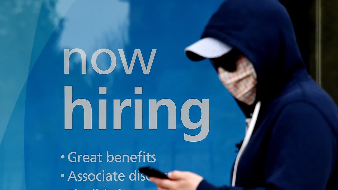 "El temor de regresar ya no puede ser una excusa": empleadores pueden obligar a sus empleados  volver a sus oficinas y exigir que estén vacunados.