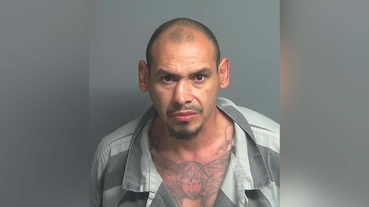 Michael Martínez, es señalado de agresión contra un miembro de su familia.