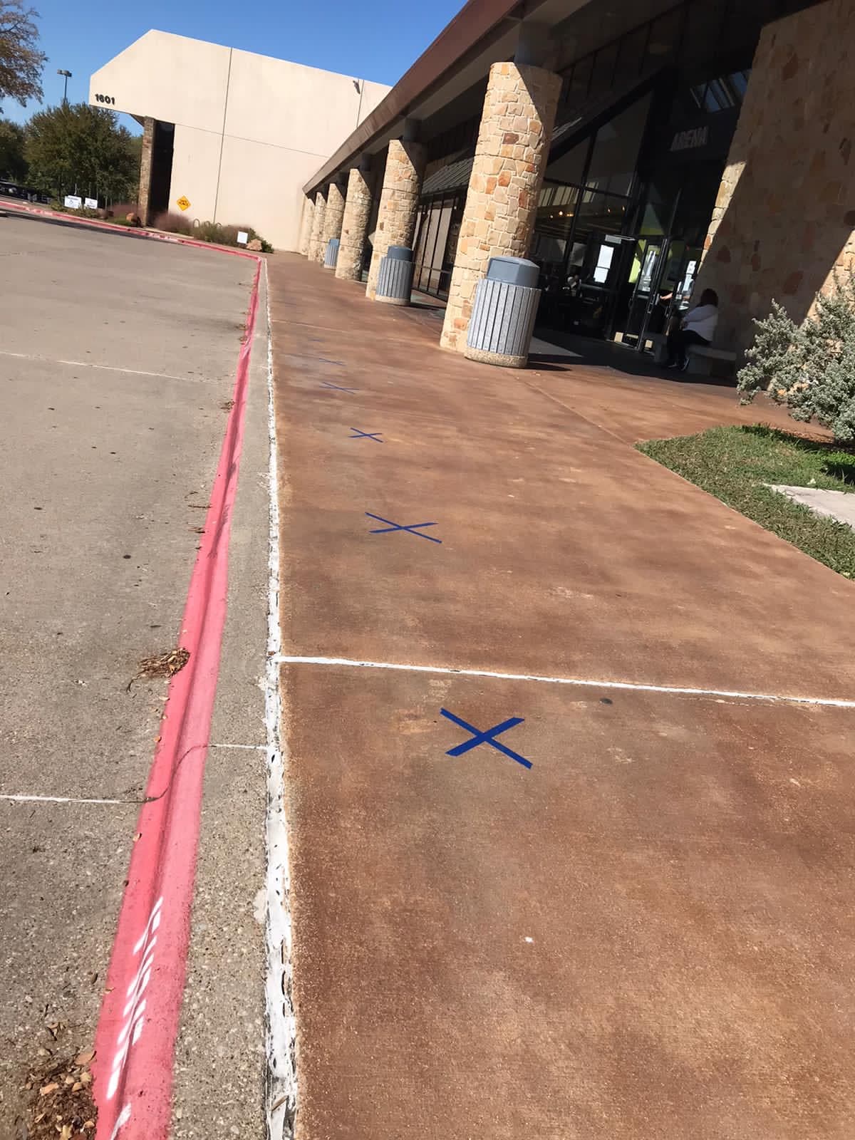 En el Condado Tarrant hay más de un millón 200 mil personas registradas para votar.