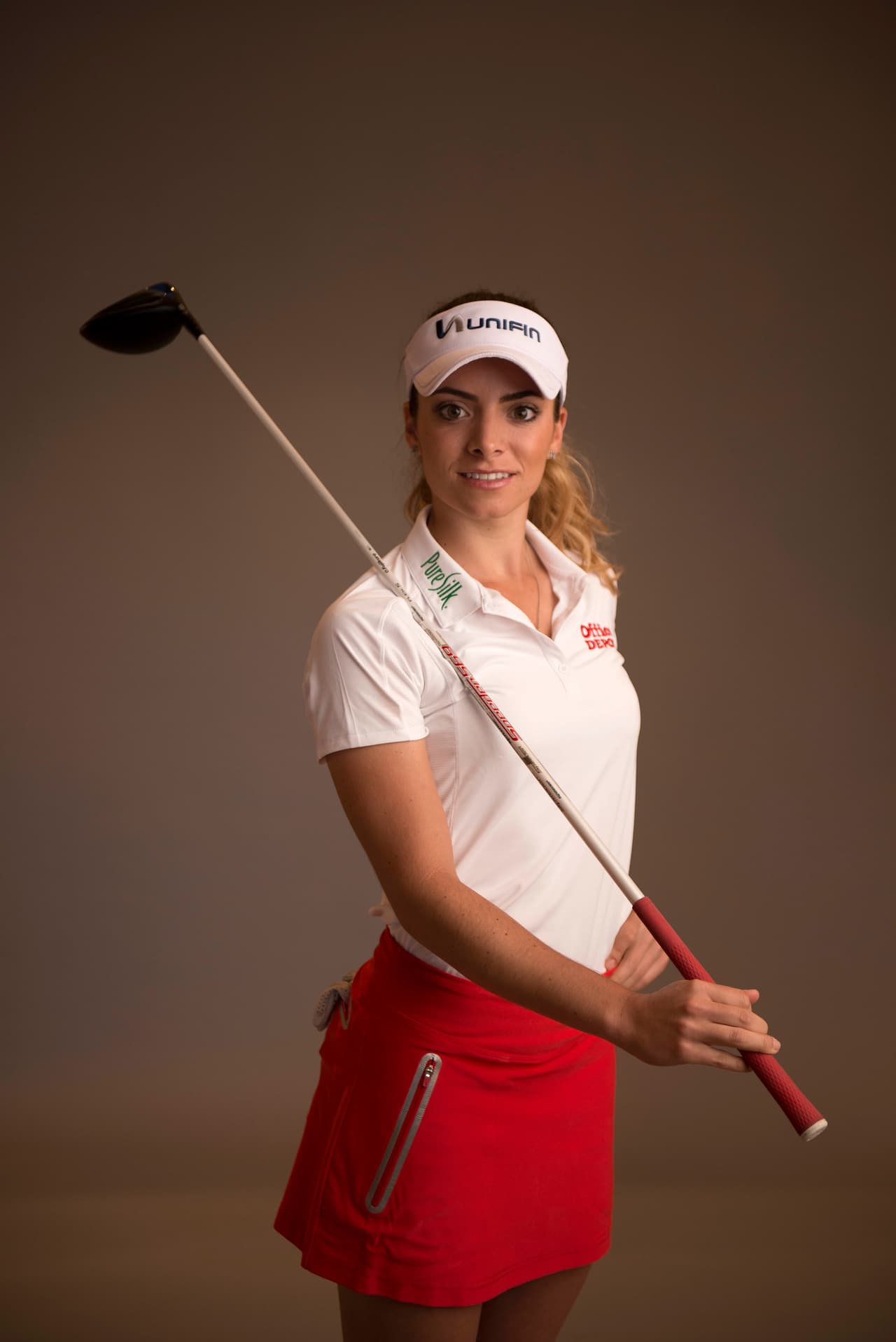 Desde el pasado 7 de noviembre comenzó la actividad en el Jian Lake Blue Bay
<br>Golf Course de Hainan Island (China).