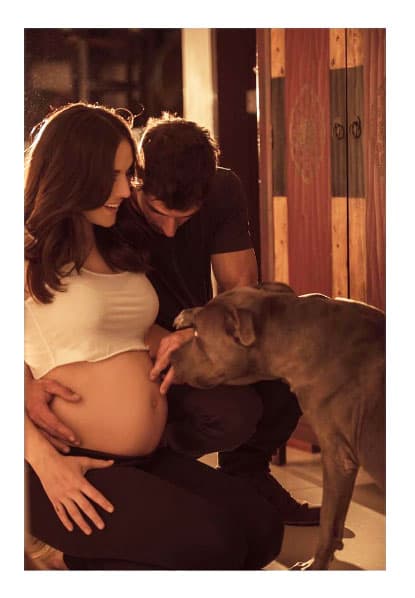 Fue parte del proceso de su embarazo, su Pitbull es muy cariñoso y seguro será un buen guardían para Lúa.