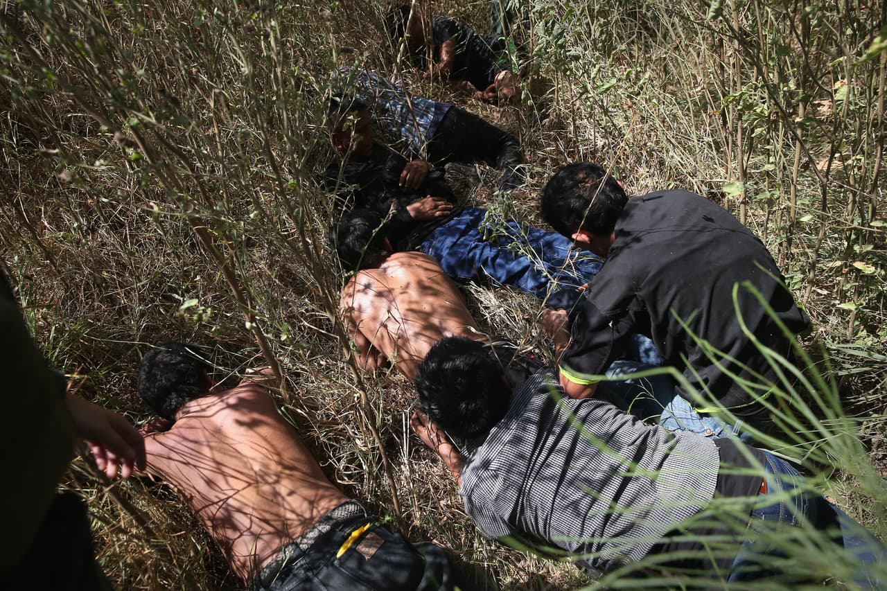 Los texanos consideran que la inmigración sigue siendo el tema más importante del estado y apoyan el incremento en el gasto para la seguridad fronteriza.