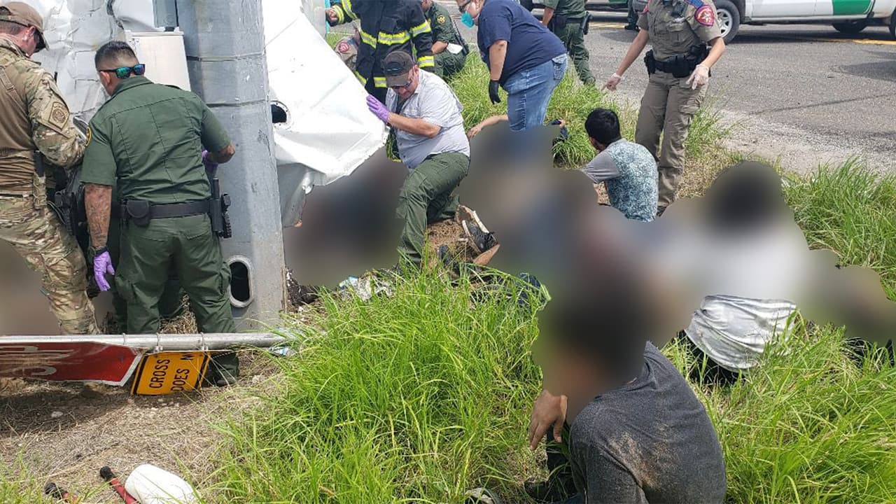 El Departamento de Seguridad Pública de Texas aseguró que no estaban persiguiendo al vehículo cuando ocurrió el choque.