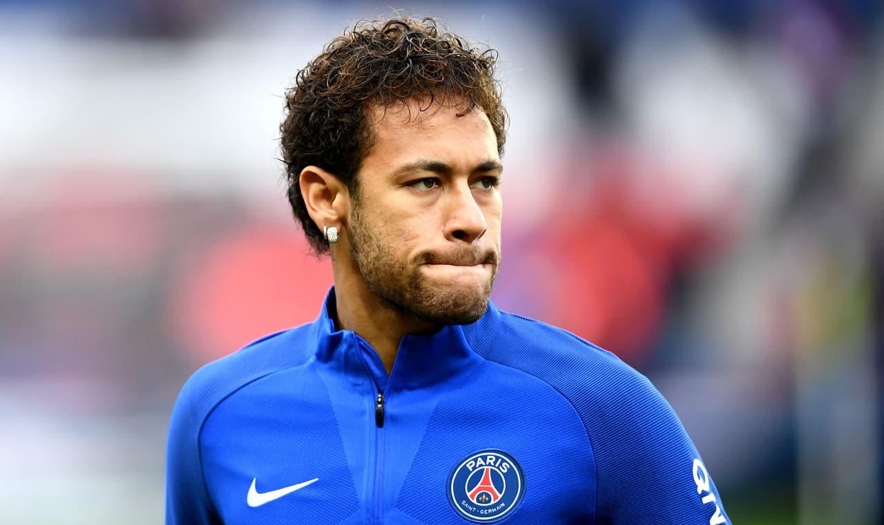 Médico de Neymar: "En un mes se sabrá su fecha de vuelta"