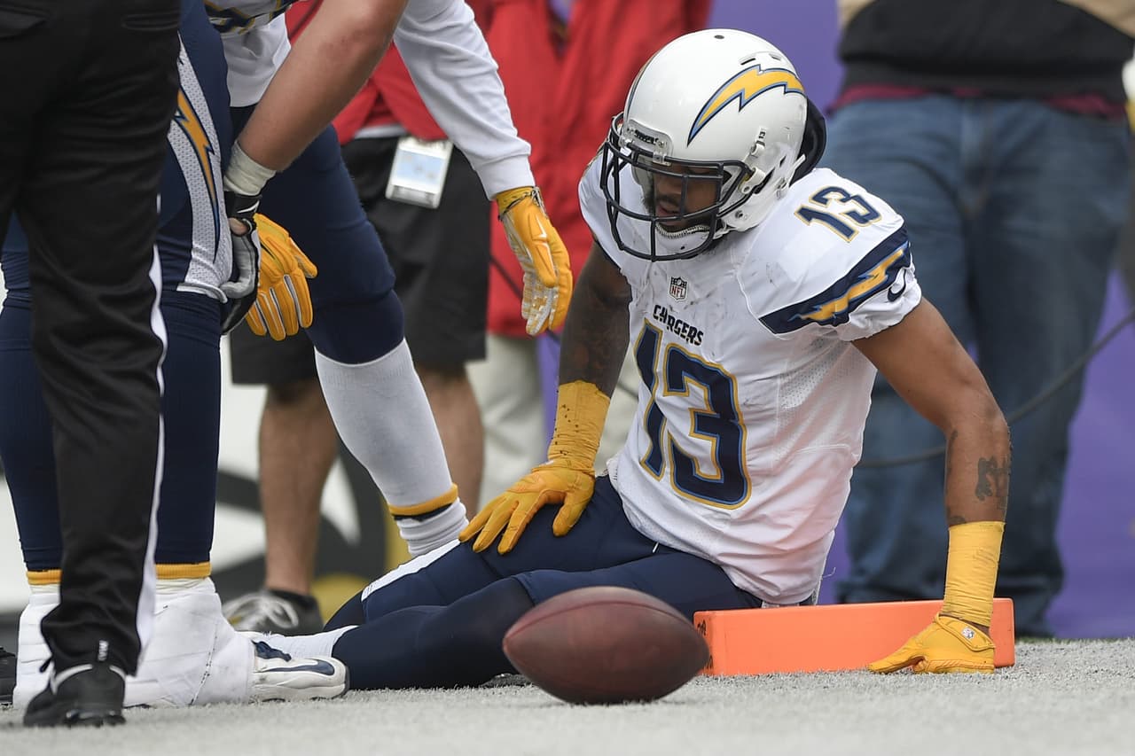 Keenan Allen estará fuera por tiempo indefinido debido a una lesión renal