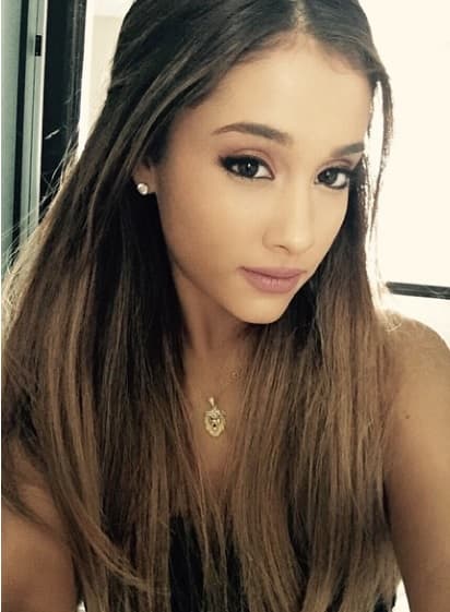 Entre sus éxitos están los temas ‘Problem’, ‘Love me Harder’, ‘One Last Time’ y ‘Break Free’. Todos estos temas han estado como número en las listas de popularidad.