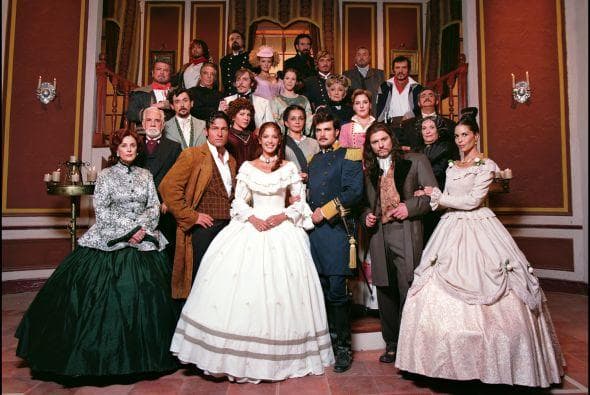 Esta familia fue conocida en casi 40 países en el mundo, esto debido al éxito de la historia. ¿Te acuerdas de la hermosa pareja que hacían 
<b><a href="http://www.univision.com/temas/fernando-colunga">Fernando Colunga</a></b> y 
<b><a href="http://www.univision.com/temas/adela-noriega">Adela Noriega</a></b>?