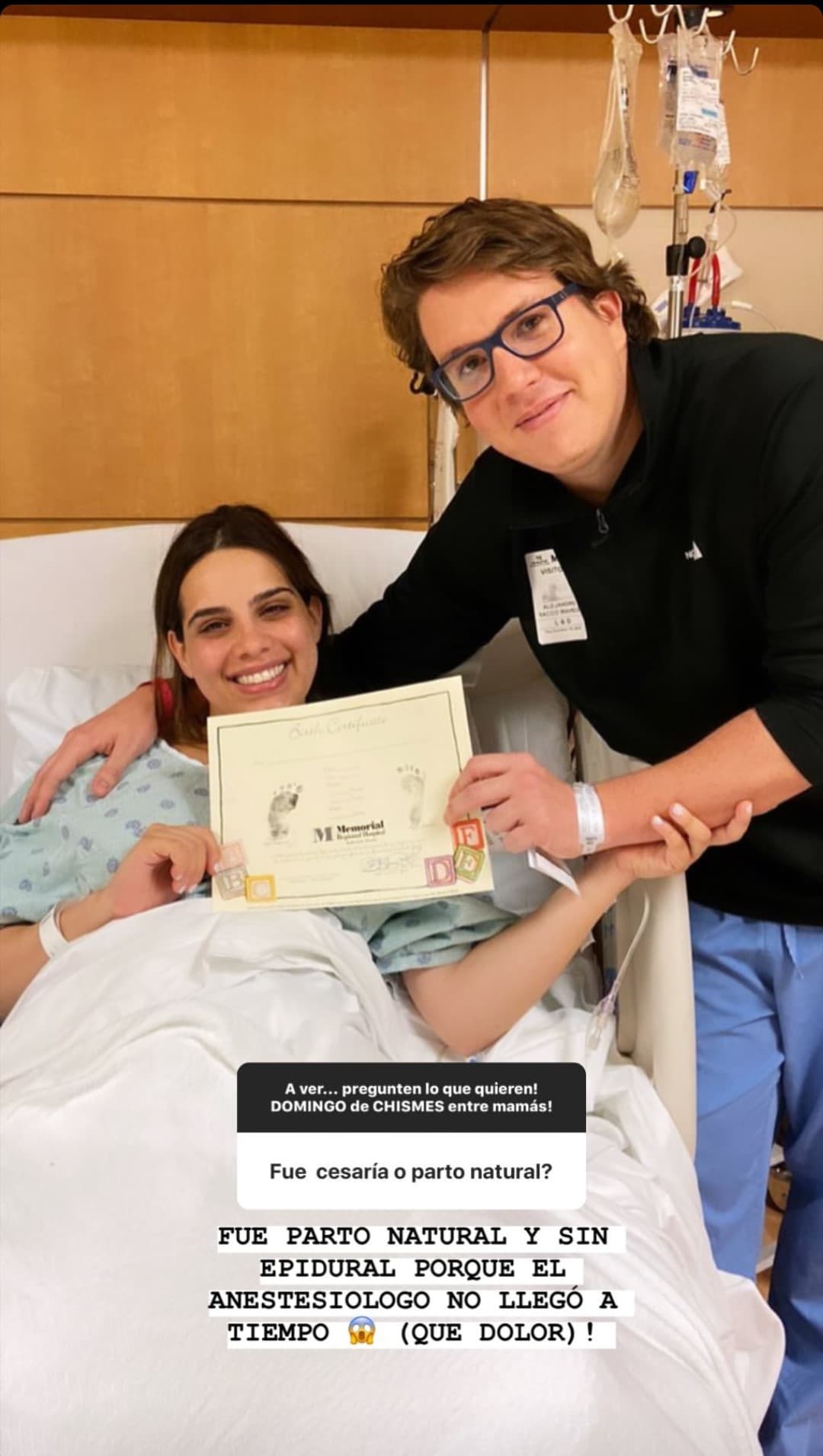 La conductora compartió esta linda fotografía después de haber recibido a Diego en un parto natural.