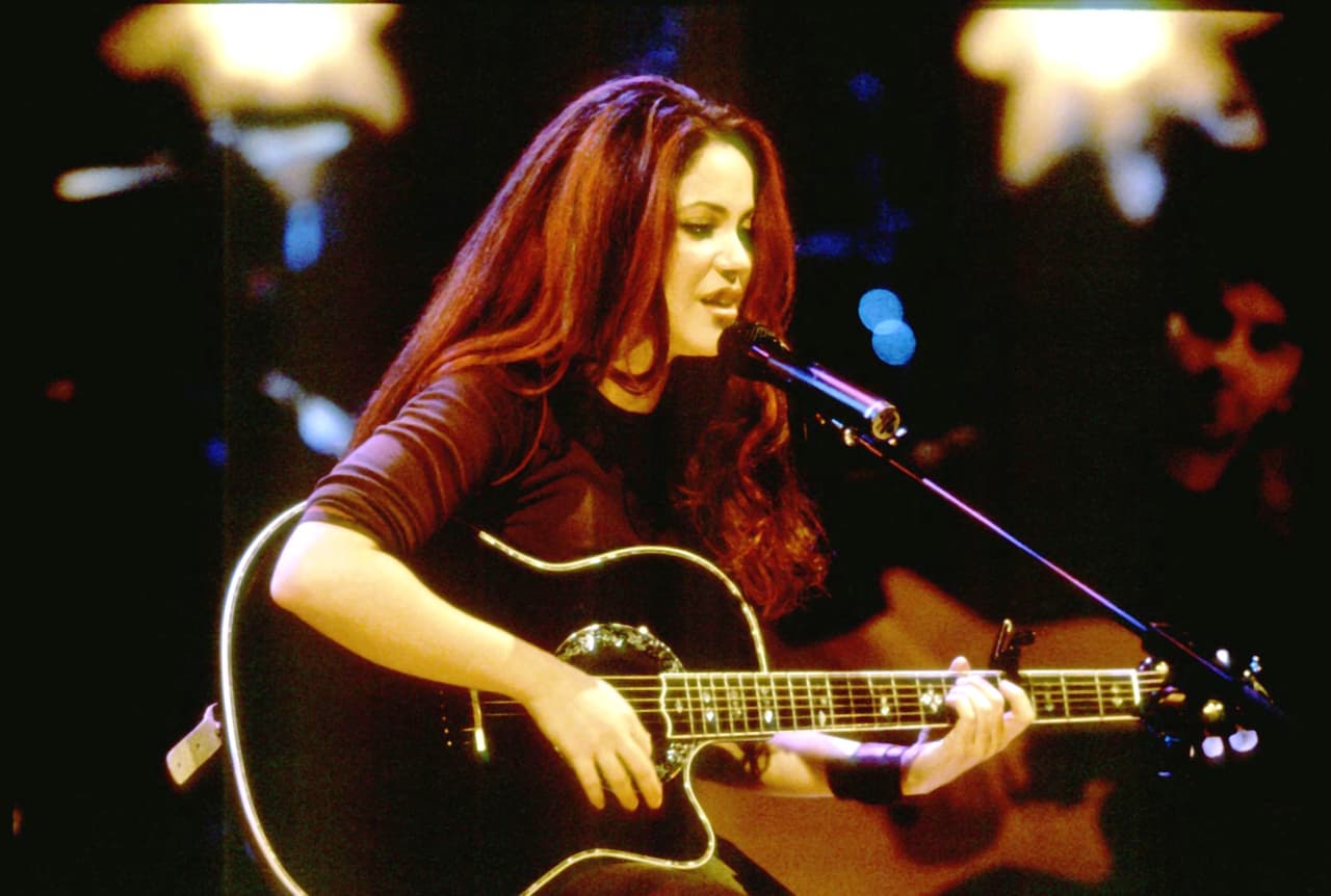 Shakira 2002 álbum 'MTV Unplugged'