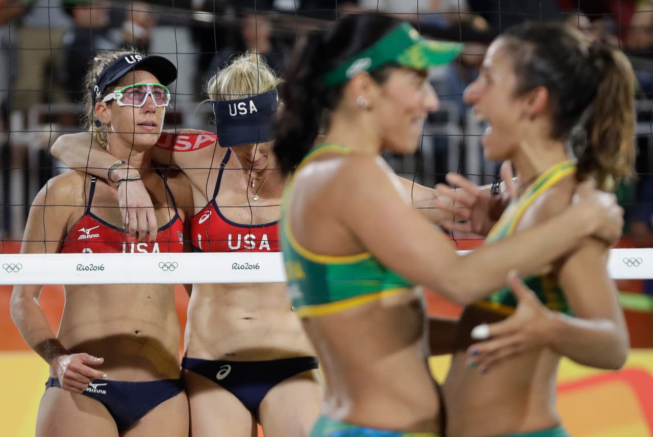 La legendaria Walsh-Jennings se quedó sin la posibilidad de ganar un cuarto oro olímpico consecutivo, tras los tres que había obtenido junto a Misty May en Atenas 2004, Pekín 2008 y Londres 2012.
<br>