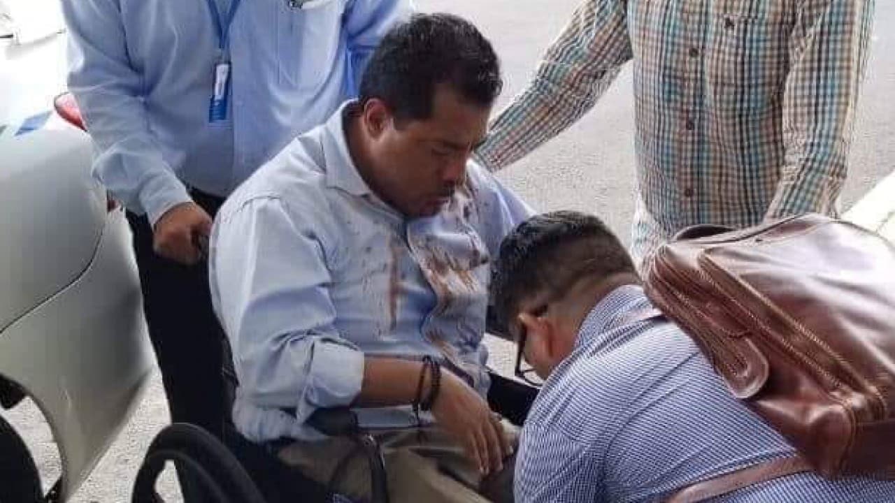 El opositor nicaragüense Félix Maradiaga fue agredido por las Juventudes Sandinistas