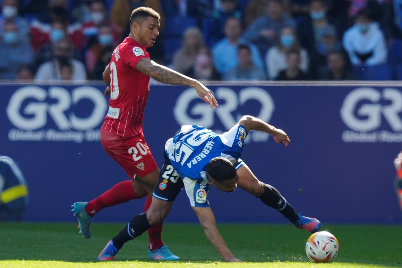 Sevilla y Espanyol empatan durante la Jornada 25 en La Liga con marcador 1-1. Rafa Mir abrió el marcador al minuto 36’ a favor de la visita, pero fue en la segunda mitad cuando Sergi Darder igualó el encuentro a los 50’; Jesús ‘Tecatito’ Corona fue titular y participó 70 minutos.