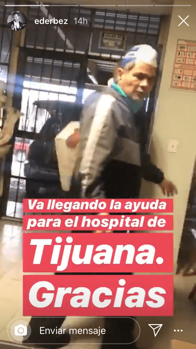 La madrugada de este martes, Derbez divulgó en su cuenta de Instagram una serie de videos en los que aseguró que la ayuda para el hospital de Tijuana 
<b><a href="https://www.univision.com/famosos/sin-palabras-eugenio-derbez-asegura-que-va-rumbo-a-tijuana-el-material-de-proteccion-que-falta-en-los-hospitales-video" target="_blank">"va llegando". </a></b>
<br>
