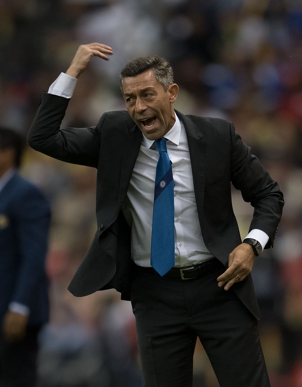 Pedro Caixinha vivió el encuentro con gran intensidad tal y como nos tiene acostubrados.