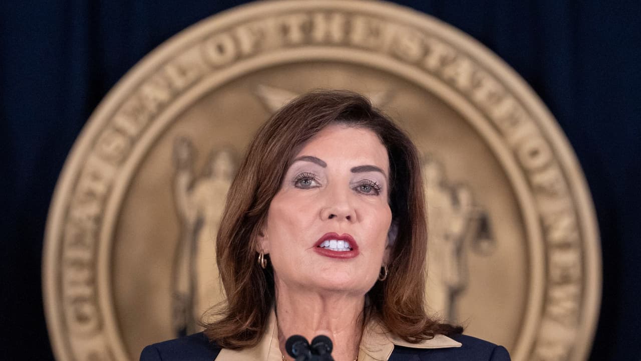 Lo último sobre el tiroteo de ICE en el Bronx: Gobernadora Kathy Hochul afirma que habló con Donald Trump