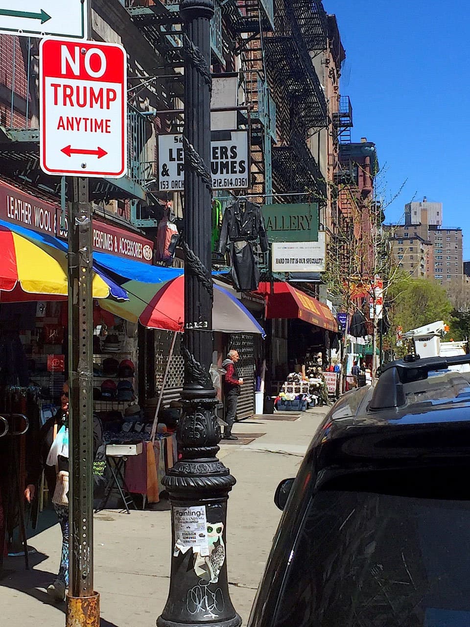 El cartel en la calle Orchard, en Nueva York