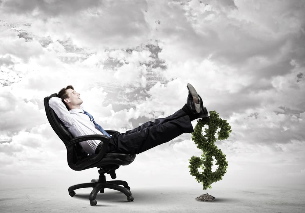 <b>Dinero y fortuna</b>
<br>La energía directa que procede del tránsito directo de tu regente Mercurio por Sagitario al comenzar el año es magnífica señal. Contarás con un dinero extra para poder resolver cuestiones urgentes y al mismo tiempo empezar a ponerte al día en tus pagos y obligaciones.
<br>