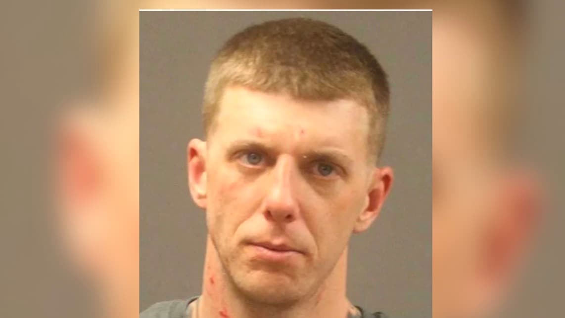 Mujer embarazada salta desde la ventana de un segundo piso para escapar de su novio que la maltrataba físicamente