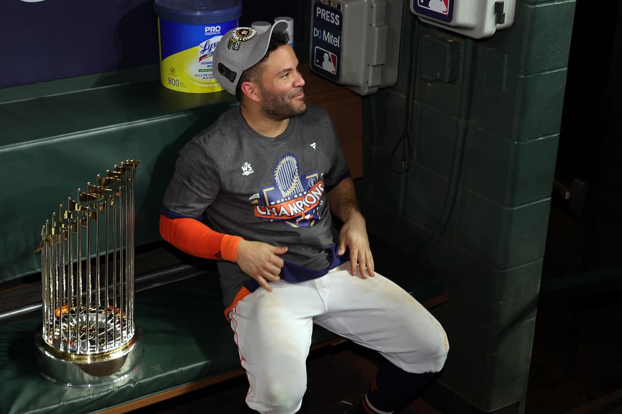 José Altuve es uno de los jugadores que ganó las dos Series Mundiales de los Astros en 2017 y 2022.