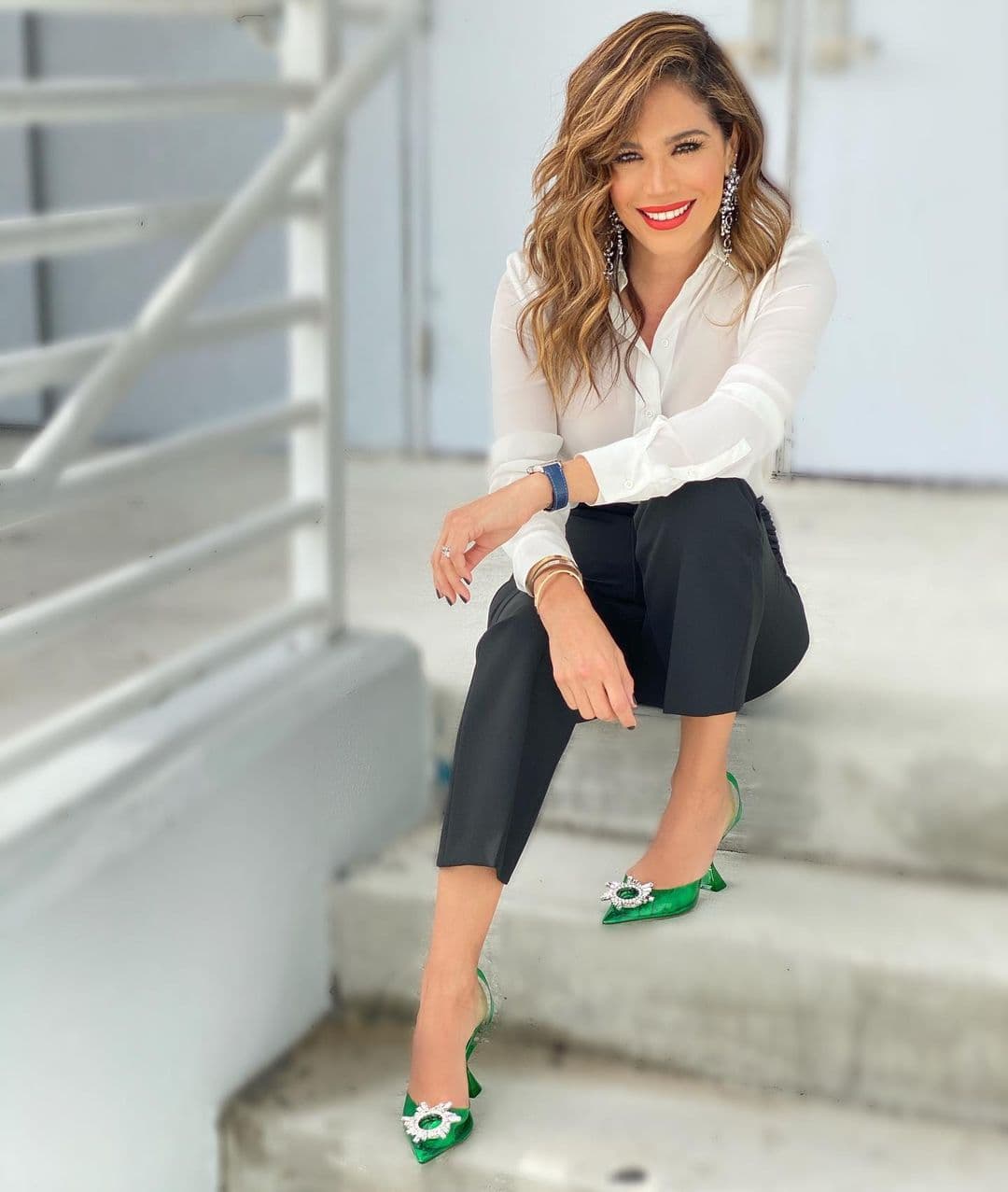 La rutina de ejercicios de Karla Martínez para mantenerse en forma a sus 45 años