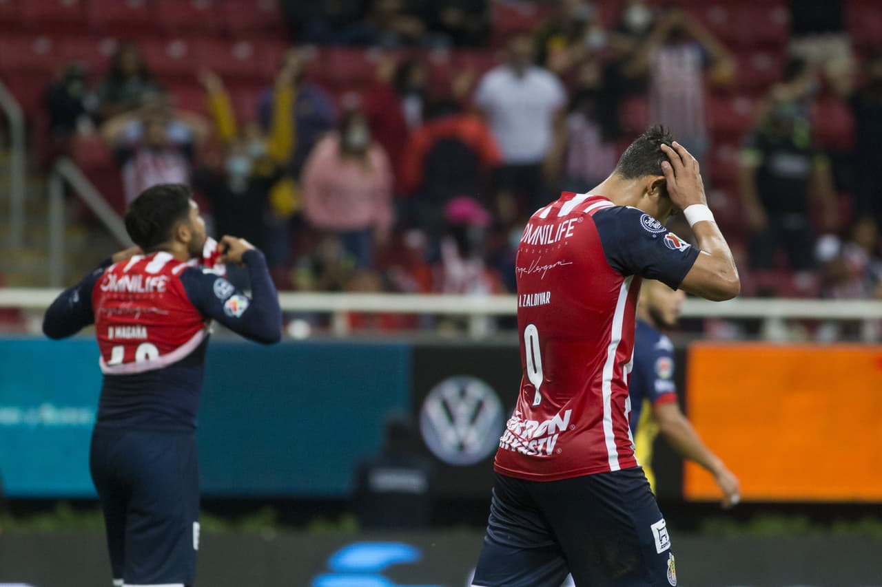 En Chivas hay enojo y frustración, admite Ángel Zaldívar