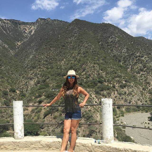 De esta manera en 2012 Priscila se involucró de otra forma en la música, dejando de lado el género regional mexicano y dándole paso a la música cristiana.