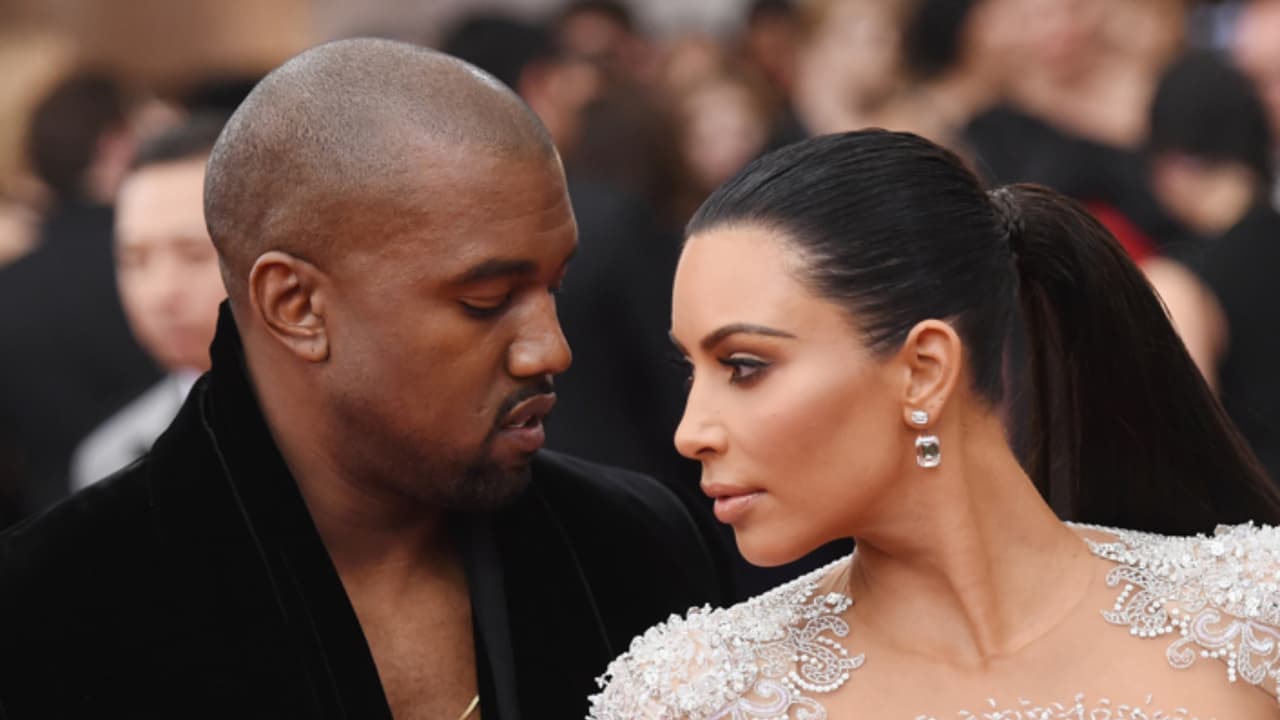 Kanye West quiere "volver a juntar" a la familia que formó con Kim Kardashian ahora que ella sale con otro