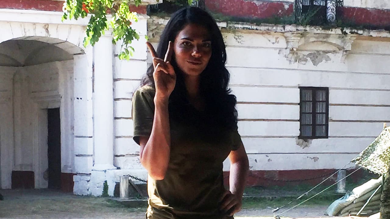 Así vive Livia Brito el detrás de cámaras de sus escenas en el cuartel del ejército