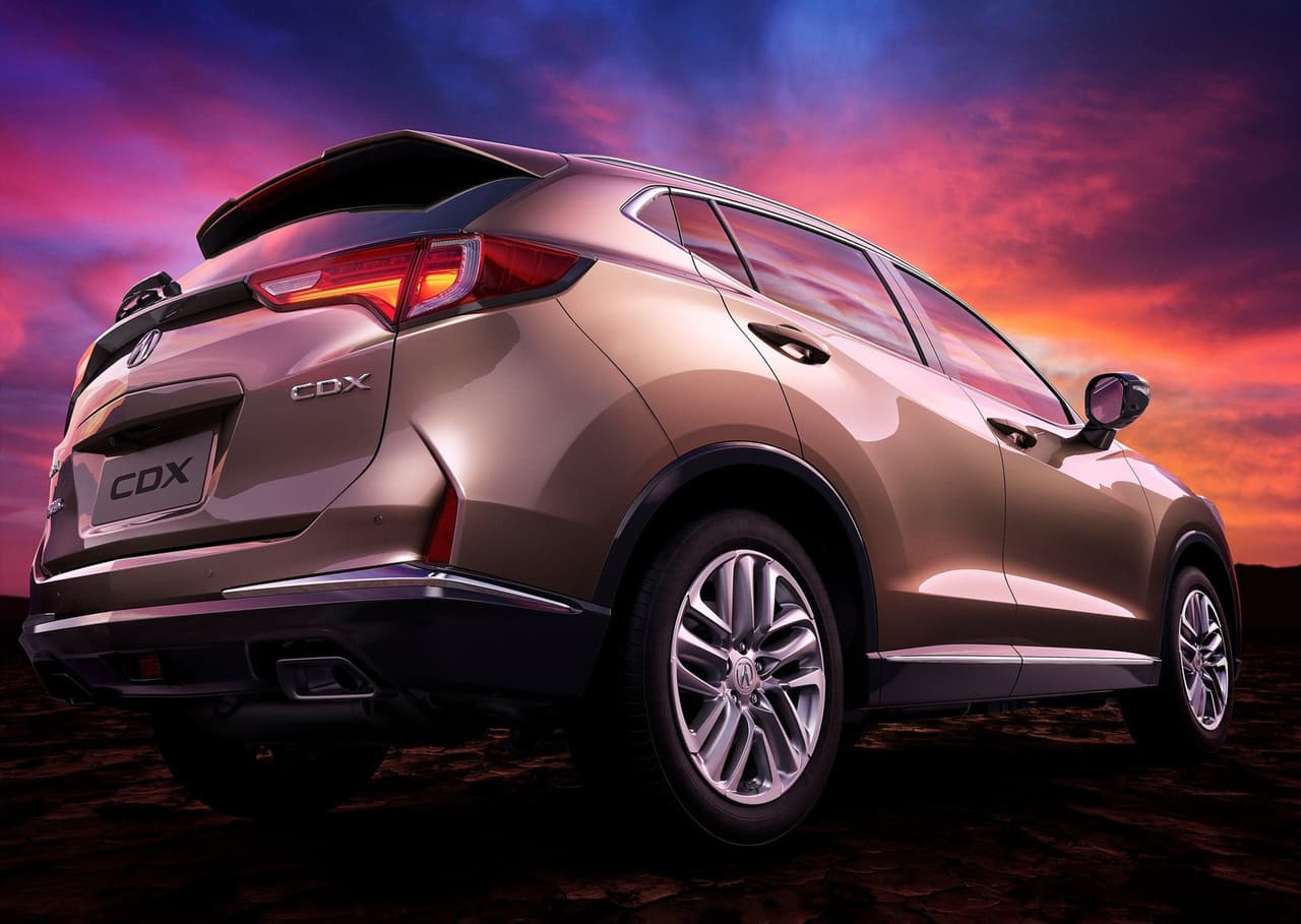 La SUV compacta CDX 2017 es novedad de Acura en el Auto Show de Pekín 2016