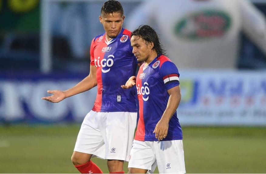 El FAS mantuvo el liderato pese a caer con Santa Tecla