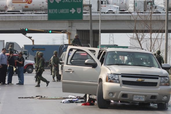 17 de septiembre. Al menos 132 reos se fugaron a través de un túnel del penal de Piedras Negras en Coahuila (norte de México). Las autoridades del estado arraigaron a 16 personas, entre ellas al director de la cárcel como probables responsables de la fuga masiva.
