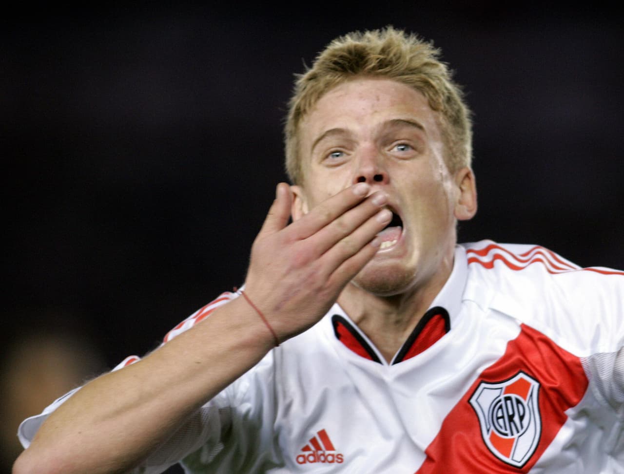 El zaguero Cristian Nasuti llegó a Monarcas Morelia al mismo tiempo que Damián Álvarez, pero misteriosamente volvió pronto a la Argentina.