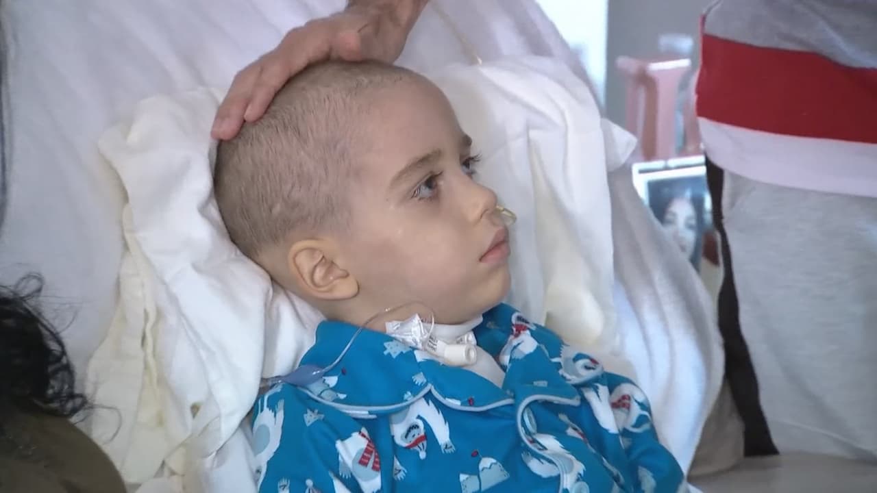 El encuentro entre ambas familias sirvió además para darle fuerzas a Jhan Lucas, quien a pesar de que ya que no puede hablar,escucha y comprende lo que pasa a su alrededor.