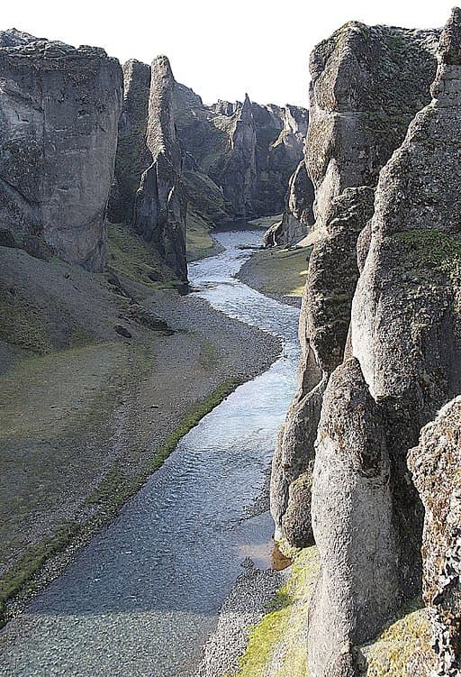 “Vinimos por Justin Timberlake”, comentó Mikhail Samaron, turista de Rusia, que viajaba con Nadia Kazachenok y Elena Malteseva, que se apresuraron a corregir el apellido del artista, Bieber. “Era increíble”, dijo Malteseva sobre el video de Bieber. “Después de eso, decidimos que había que visitar este lugar”.