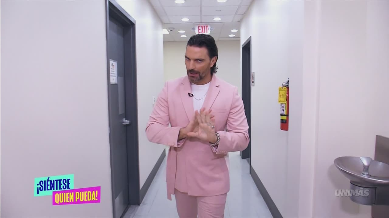 ¡Siéntese Quien Pueda! inició en UNIMÁS bajo la conducción de Julián Gil.