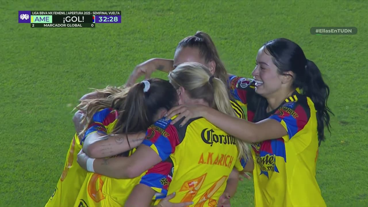 ¡Se le va entre las manos a Celeste Espino! Gool del América 1-0