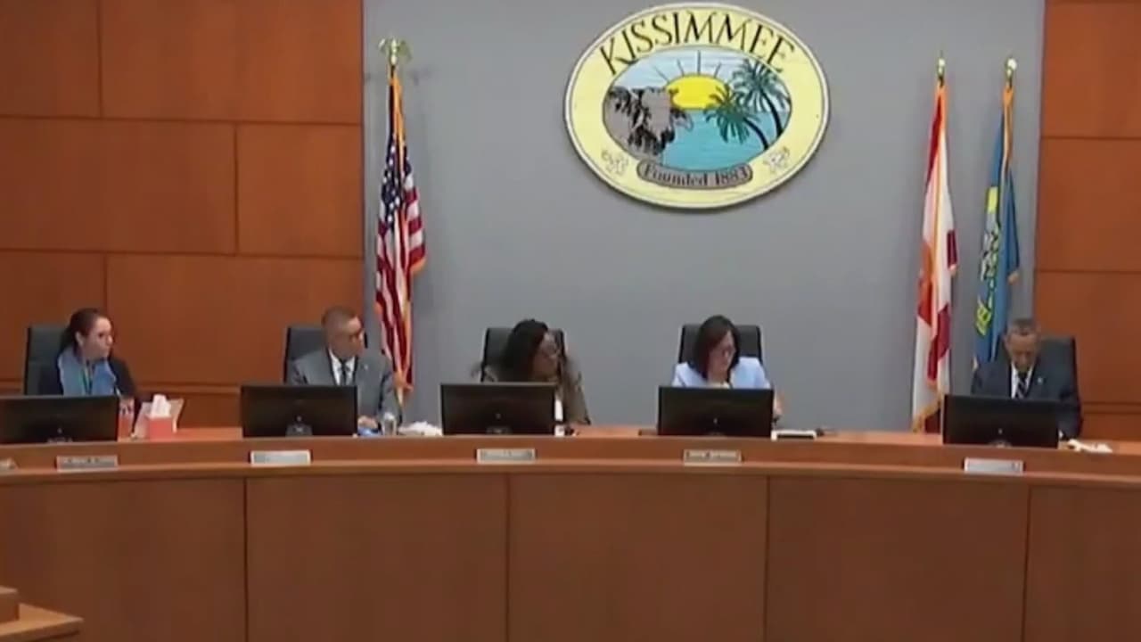 Kissimmee votará enmienda para permitir hasta tres mandatos a comisionados
