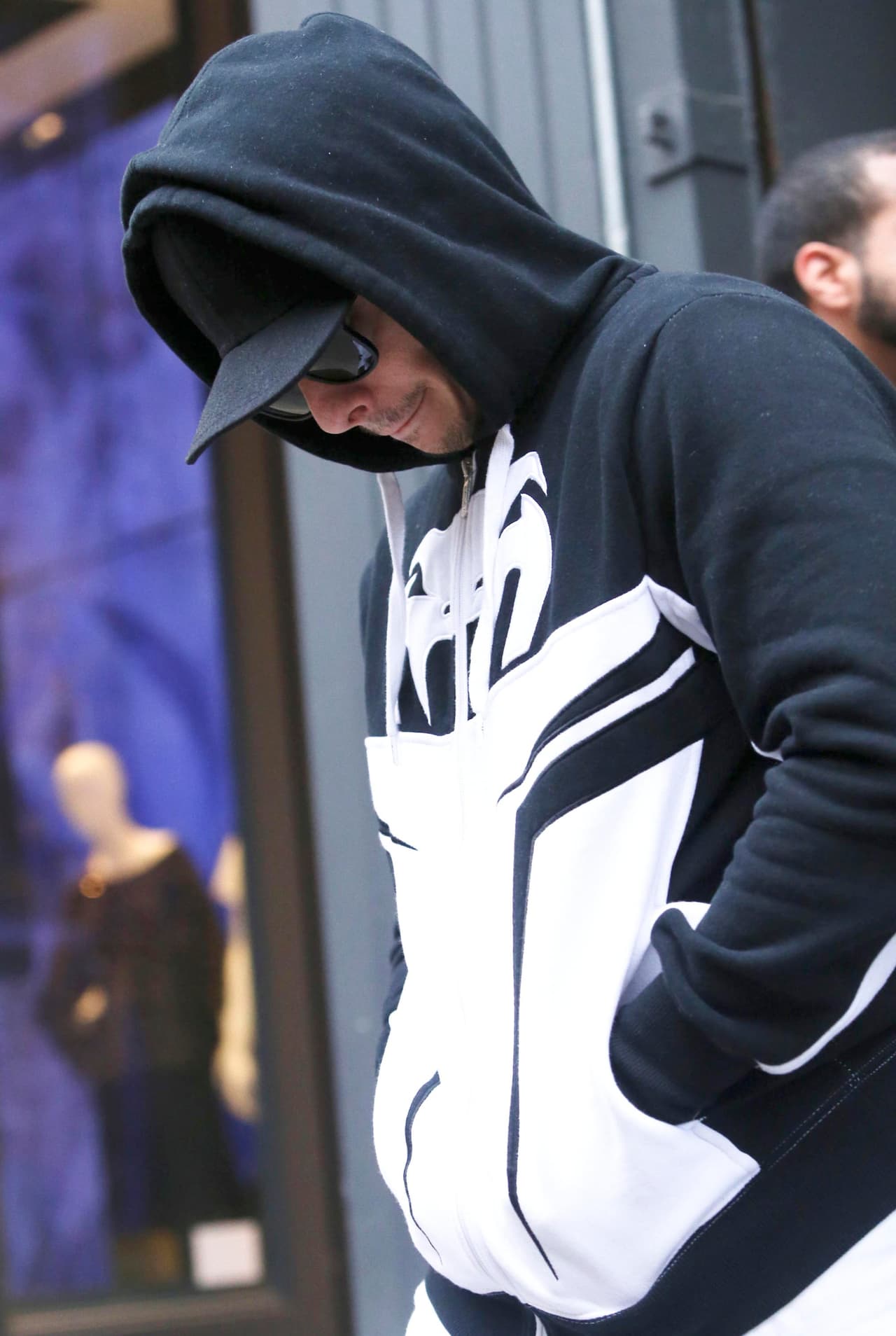 Jennifer Lopez compró una nueva mansión y se esperaba que todos vivieran como una bella familia.