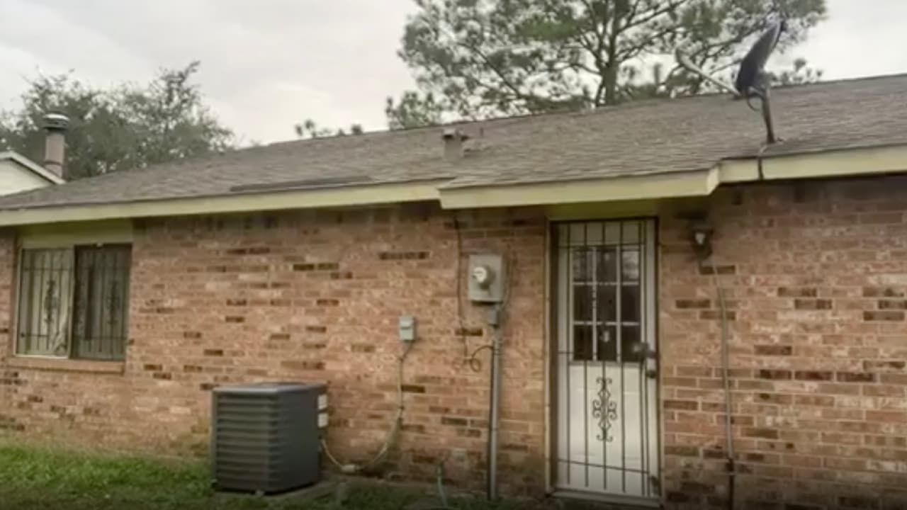 Tirotean una casa durante la noche de Año Nuevo al noroeste de Houston