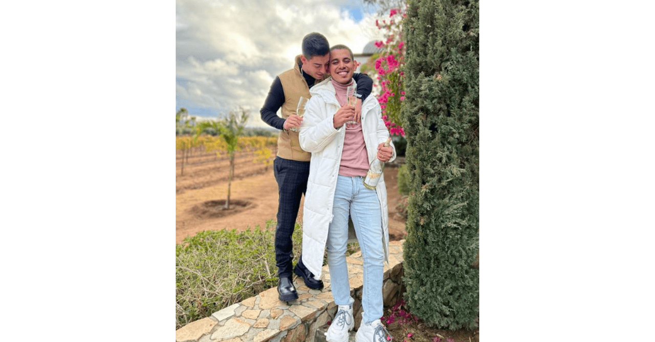 Jhonny Caz y su prometido Jonathan Bencomo