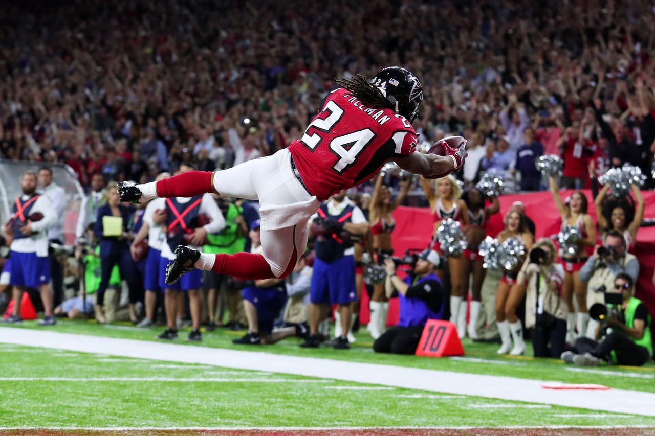 Con la ventaja 7-0 y un buen desempeño defensivo, los Falcons tenían un excelente comienzo en el Super Bowl.