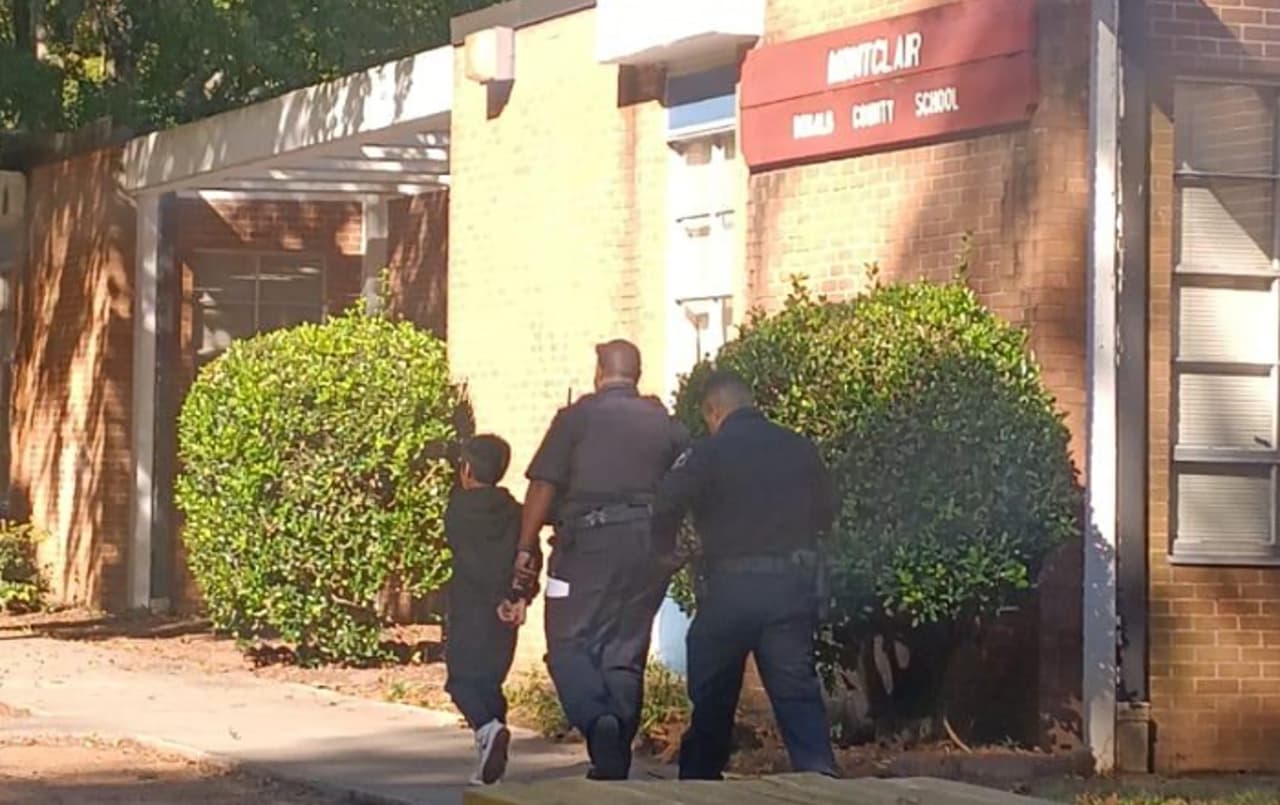 Arrestan a un niño hispano de 10 años en una escuela en Georgia: esto es lo que se sabe