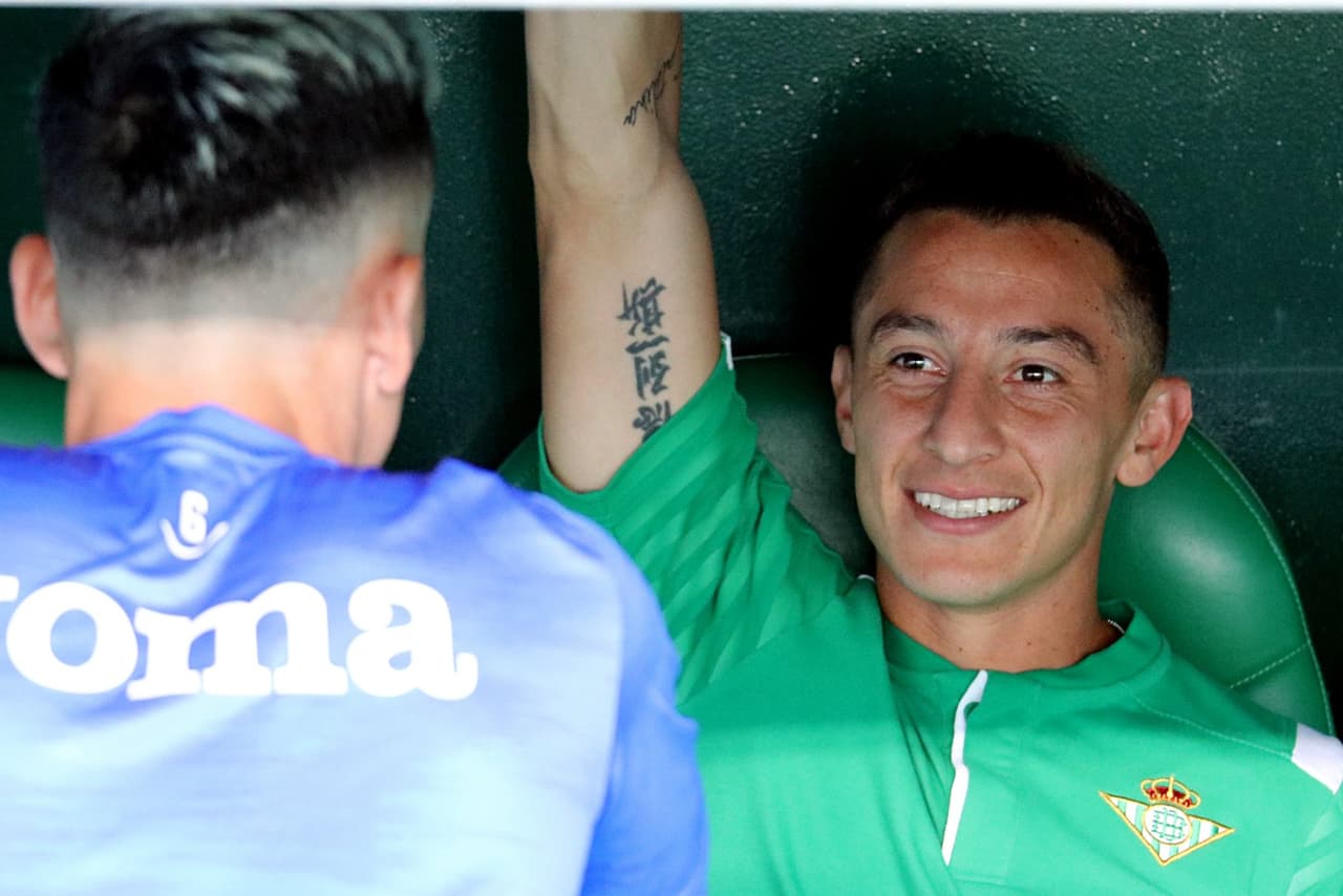 Andrés Guardado estuvo presente en el triunfo de su equipo y completó los 90 minutos en el campo. Lainez, ni a la banca.