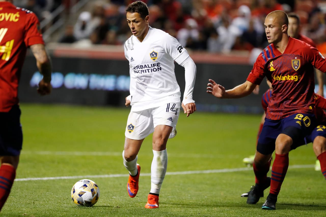 Chicharito: "Asumo la responsabilidad, porque tengo estándares altos"