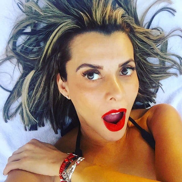 ´Medusa´ escribió la actriz con mucho sentido del humor para llamar a su pose.