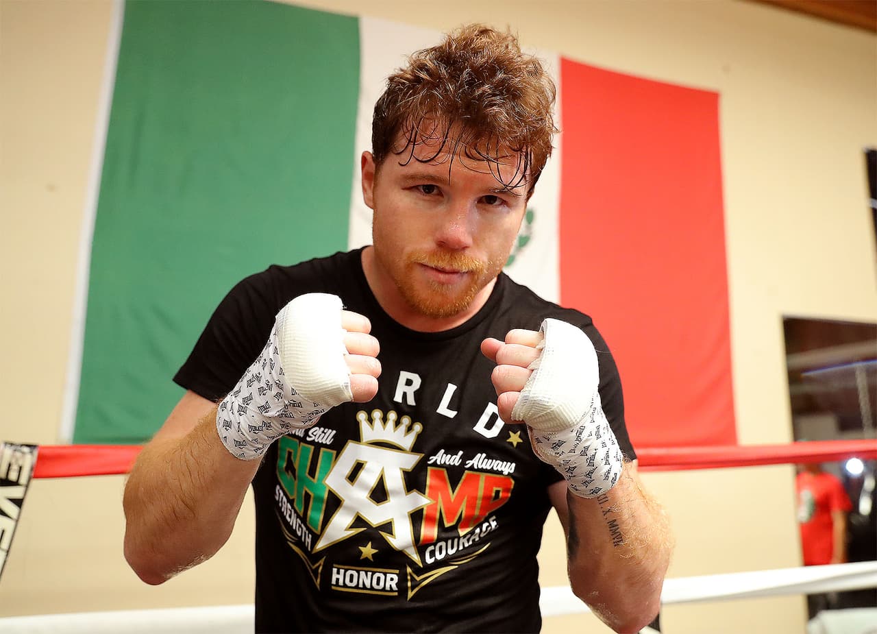 "Soy más rápido que él (Golovkin). Mis reflejos son más rápidos, así que podía ver todos sus golpes [en la primera pelea]. Pero tiene mucha experiencia", destacó 'Canelo'.