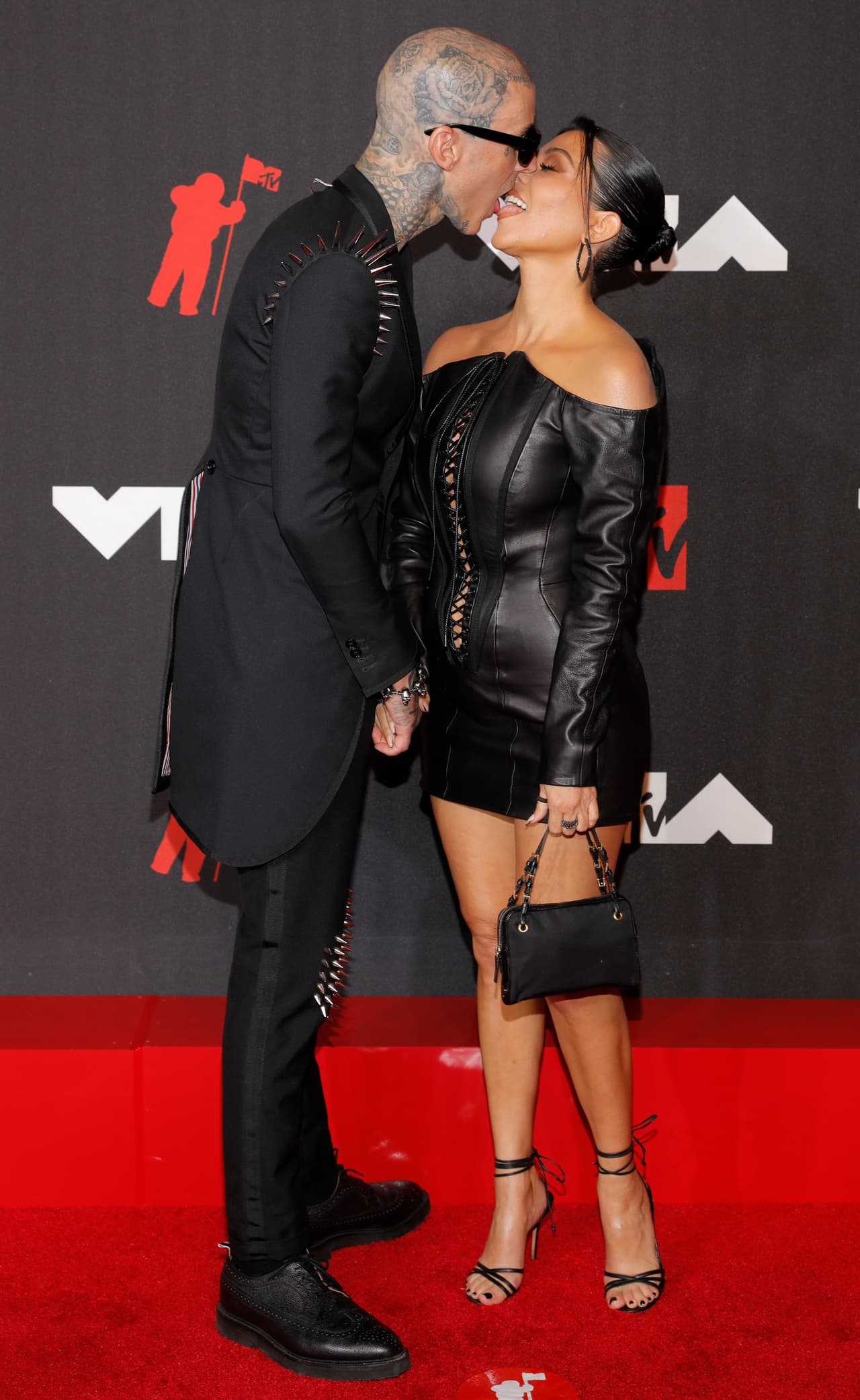 Kourtney señaló que, aunque no han afrontado el desafío que supone unificar una familia, sí “habrá [un hogar en donde puedan vivir con todos sus hijos]”.