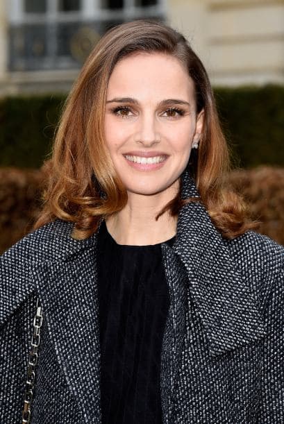 Un color chocolate y ligeras ondas hacia adentro, ¡te harán lucir fenomenal!